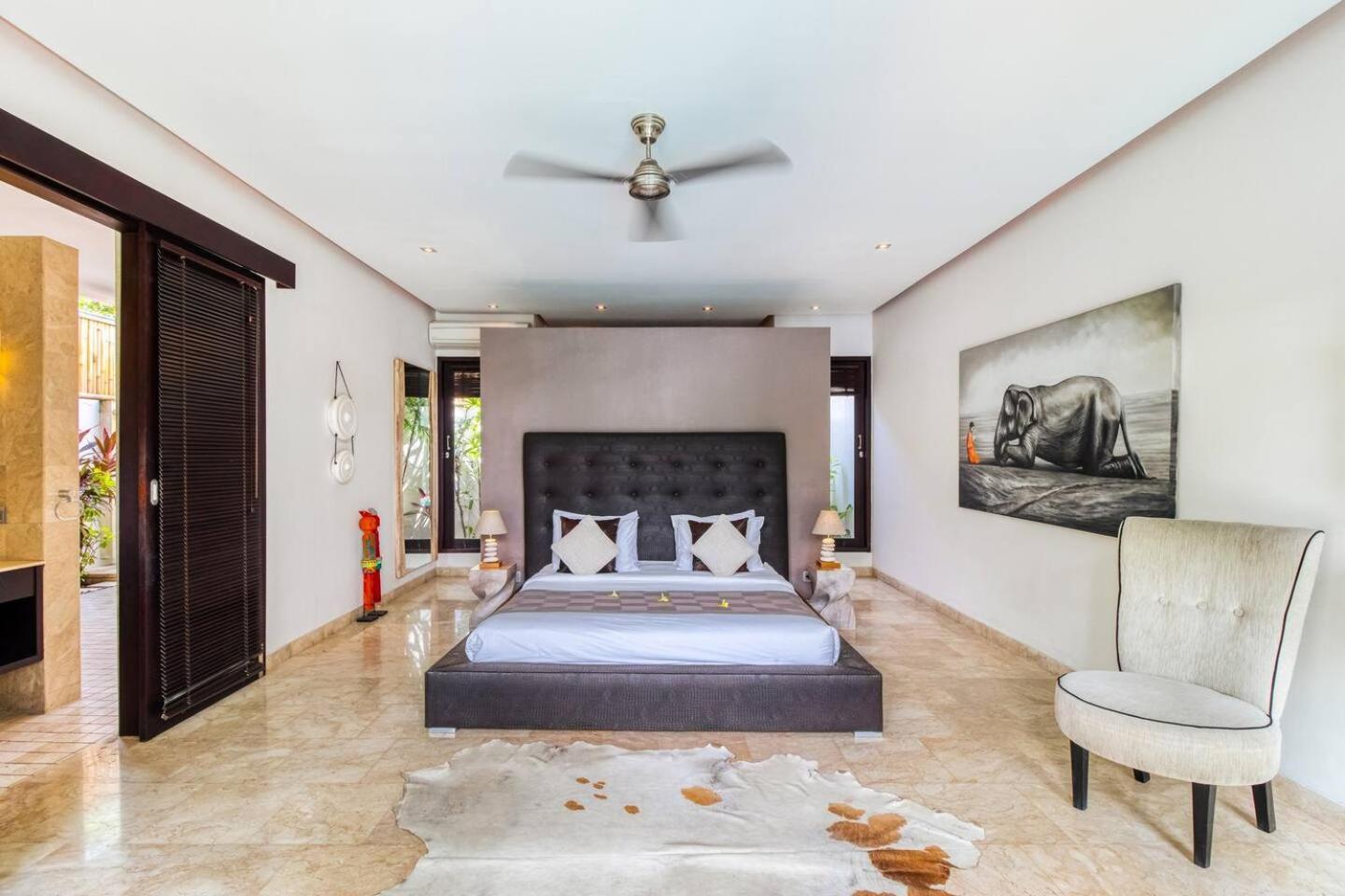 The Residence Seminyak Екстериор снимка