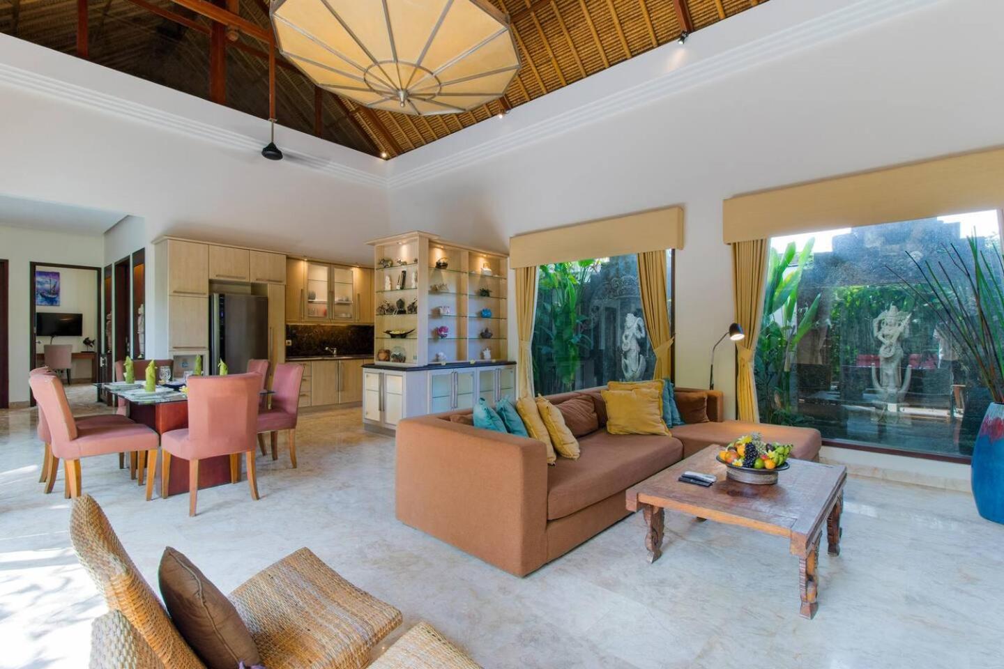 The Residence Seminyak Екстериор снимка