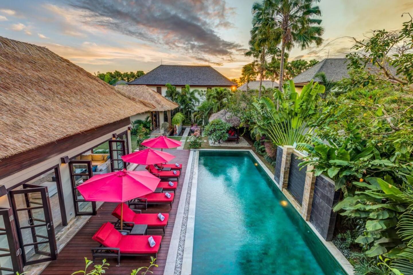 The Residence Seminyak Екстериор снимка