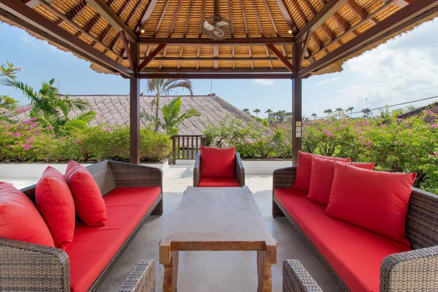 The Residence Seminyak Екстериор снимка