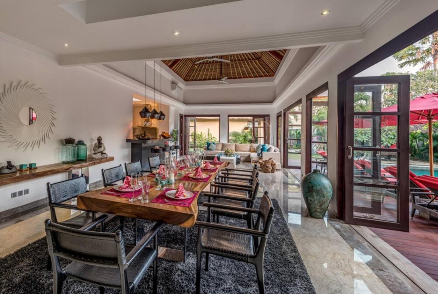 The Residence Seminyak Екстериор снимка
